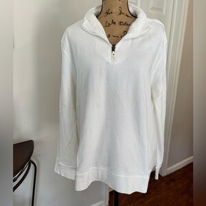 Liz Claiborne White Textured Top